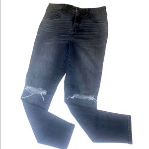 Mossimo distressed black jeans woman’s size 10